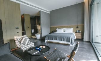 Wanxiang No.2 Art Hotel