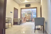D'Stolz Villa & Hospitality - balcony