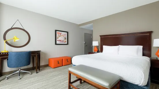 Hampton Inn & Suites National Harbor/Alexandria Area