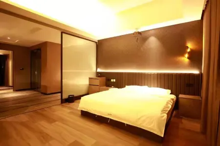 Not Going Home Tonight Hotel (Tieling New District Branch)