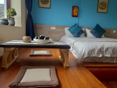 Zuo Jing Guan Tian Panorama Inn Отели в г. Чжаопин