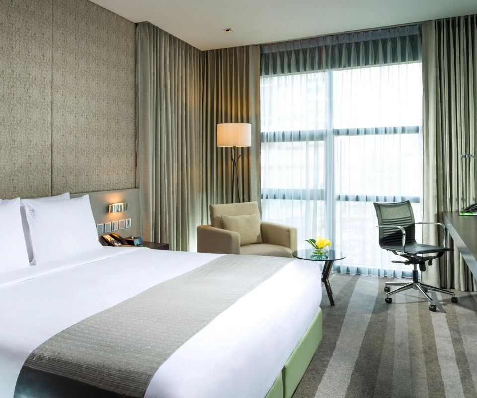 Holiday Inn Bangkok Sukhumvit An Ihg Hotel Bangkok Updated 22 Room Price Reviews Deals Trip Com