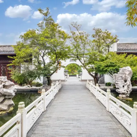 Blossom House Jiuhua Mountain