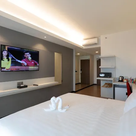Amerin Hotel Johor Bahru Отели рядом с достопримечательностью «Торговый центр Перлинг»