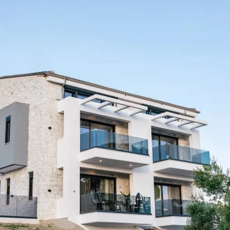 Cocooning Suites by Blue Carpet