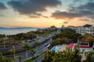 Xiamen Bailou Seaview Villa (Xiamen University Baicheng Zengxuan Branch) 서예 광장 주변 호텔