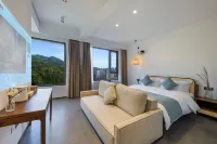 Floral Lux Hotel·Mengqi Mountain Hidden Hot Spring Holiday hotel (GUI 'an Branch) Hotels in Lianjiang