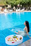 O.T. Villa Hotel - Rooftop Pools