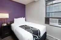 La Quinta by Wyndham New York City Central Park Hotels near Central Park Zoo Security