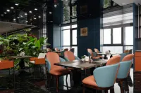 HuaMan Hotel
