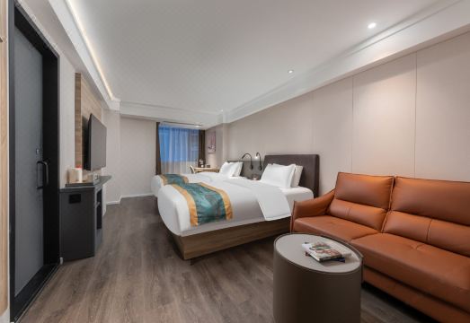 홀리데이 플라자 객실