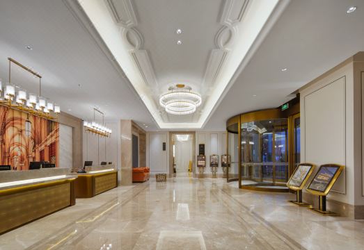 Vienna International Hotel (Hefei Municipal Government Center Subway Station Branch) Hotel Overview