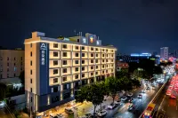 Guangzhou Financial City Information Port Atour Hotel Hotel berhampiran Guangdong Polytechnic Normal University Library