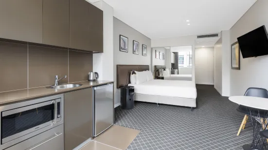 Holiday Inn & Suites Sydney Bondi Junction, an IHG Hotel