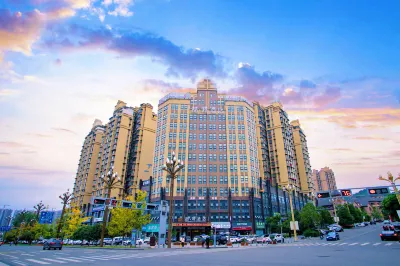 James Joyce Coffetel(Nanchong Xihua NormaUniversity Meteorological Park ) Hotels in Nanchong Railway Station/China West Normal University(Huafeng)