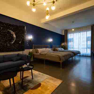 Jinghong Xinghe Homestay Rooms
