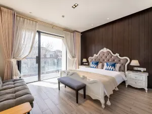 雲上谷海邊民宿（阿那亞黃金海岸社區店）