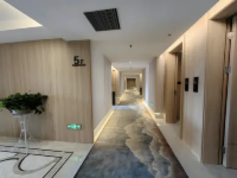 Huarong Jasmine Hotel