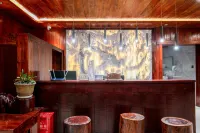 Penglai Heyuan Inn (Pu'er Tea Town Branch) 푸얼 호텔