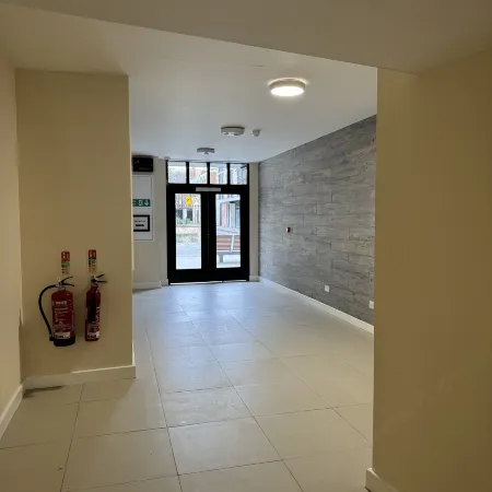 Friary House Serviced Apartments by Roomsbooked - 24Hr Reception