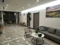 興義萬峰林閤兮山舍民宿 - 陽台