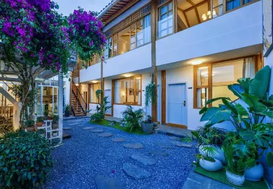 Daoxiang Light Luxury View Inn (Tengchong Heshun Ancient Town Branch)