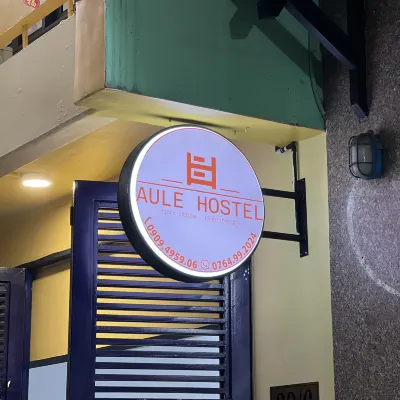 AULE HOSTEL Các khách sạn gần Nhà thờ Đức Bà Sài Gòn