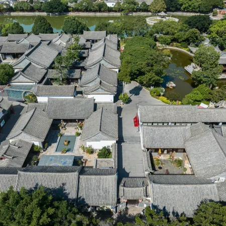 Suyin Fuyali Hotel (Linyang Prefectural Office Branch, Jianshui Ancient City) Отели в г. Цзяньшуй