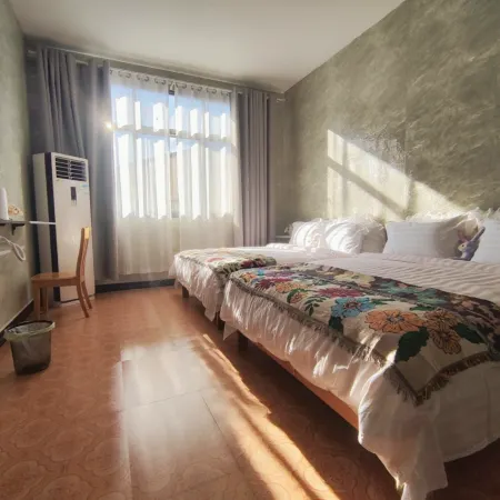 Lumingjian Homestay (Huangguoshu Tourist Center)
