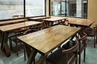 Muyi Mountain Residence Smart Hotel (Siguniang Mountain Style Street) Отели в г. Сиаоцзинь