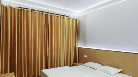 Luyi Jinyuan Hotel (Weizhen Road) in Luyi