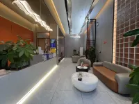 Ji · SILVERFOX Silver Fox E-sports (Dongguan Guancheng Technology Park) - Homestays