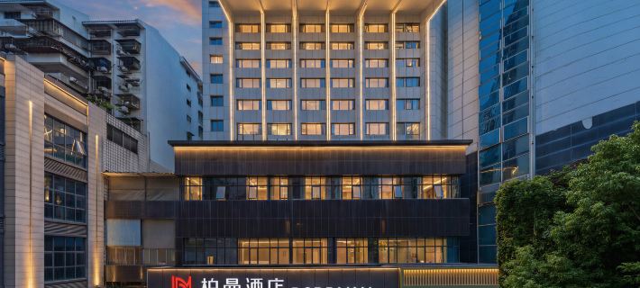 Borrman Hotel (Nanning Zhongshan Road Food Street Chaoyang Square Subway Station) Hotels in Nanning