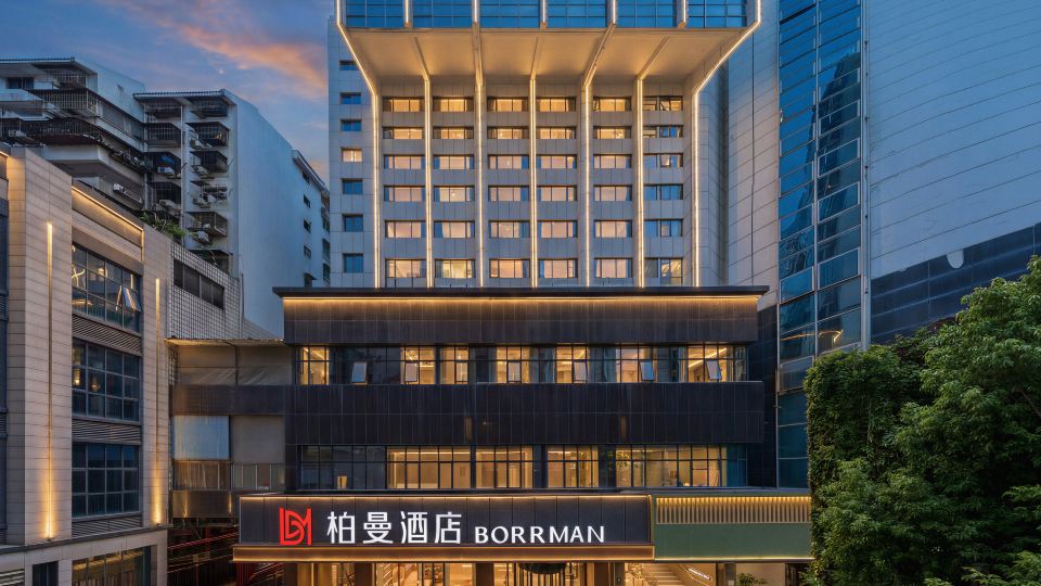 Borrman Hotel (Nanning Zhongshan Road Food Street Chaoyang Square Subway Station)