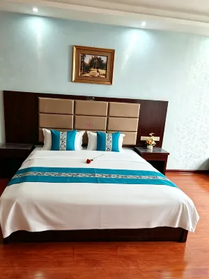 Hezheng Fuqiang Business Hotel - parkir