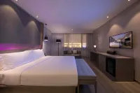 jizi Hotel (Harbin Museum Metro Station) Отели рядом с достопримечательностью «Улица Гоголи»