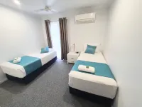 The Shores Holiday Apartments