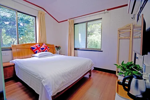 Zhaohui Homestay