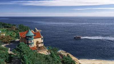 Qingdao Momer Cliff Ocean View Villas Hotels near Chaoyang Cave