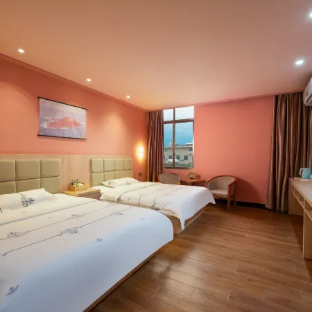 Yi Pin Holiday Hotel (Haikou Meilan Airport) Отели рядом с Аэропорт Хайкоу