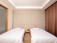 杭州青橙酒店 - 高级双床房