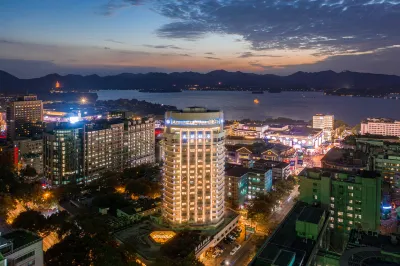 Friendship Hotel Hangzhou Hotels near West Lake