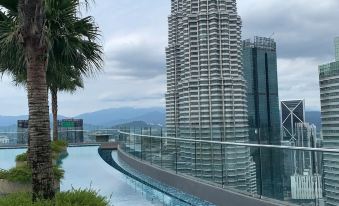 Sky Suites KLCC by Vale Pine EcoSuite Kuala Lumpur