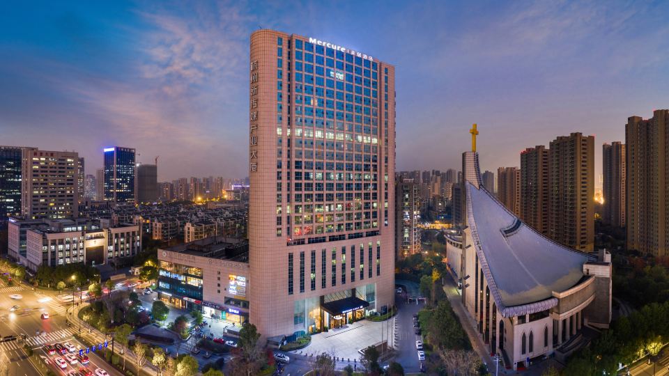 Mercure Hangzhou Qingchun Square