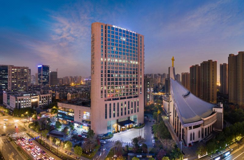 Mercure Hangzhou Qingchun Square