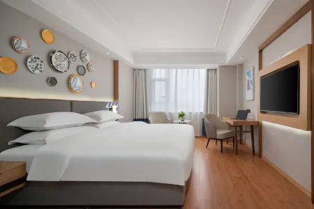 Mediterranean Hotel Отели рядом с достопримечательностью «Chongqing Vocational College of Art and Engineering»