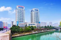 Vienna International Hotel (Nanchuan District Wanda Plaza) Hotel in zona Yonglongshan Forest Park