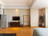 三月服务式公寓(杭州下沙和达城店) - 舒适大床房