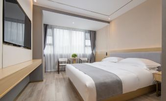 Floral Hotel·Nanjing Huakang Hotel (Nanjing Ming Palace Subway Station Branch)