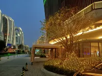 Shuiyue Qinhuai-Tianqing Cinema Homestay (Nanjing South Railway Station Himalaya Center) Hotel a 